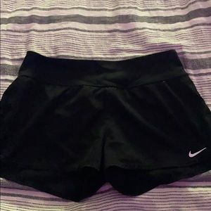 Nike women short